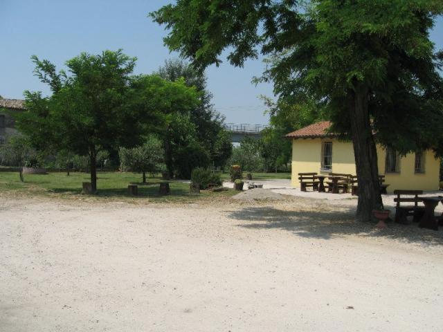 Al Parco Bed and Breakfast Ravenna Exteriör bild